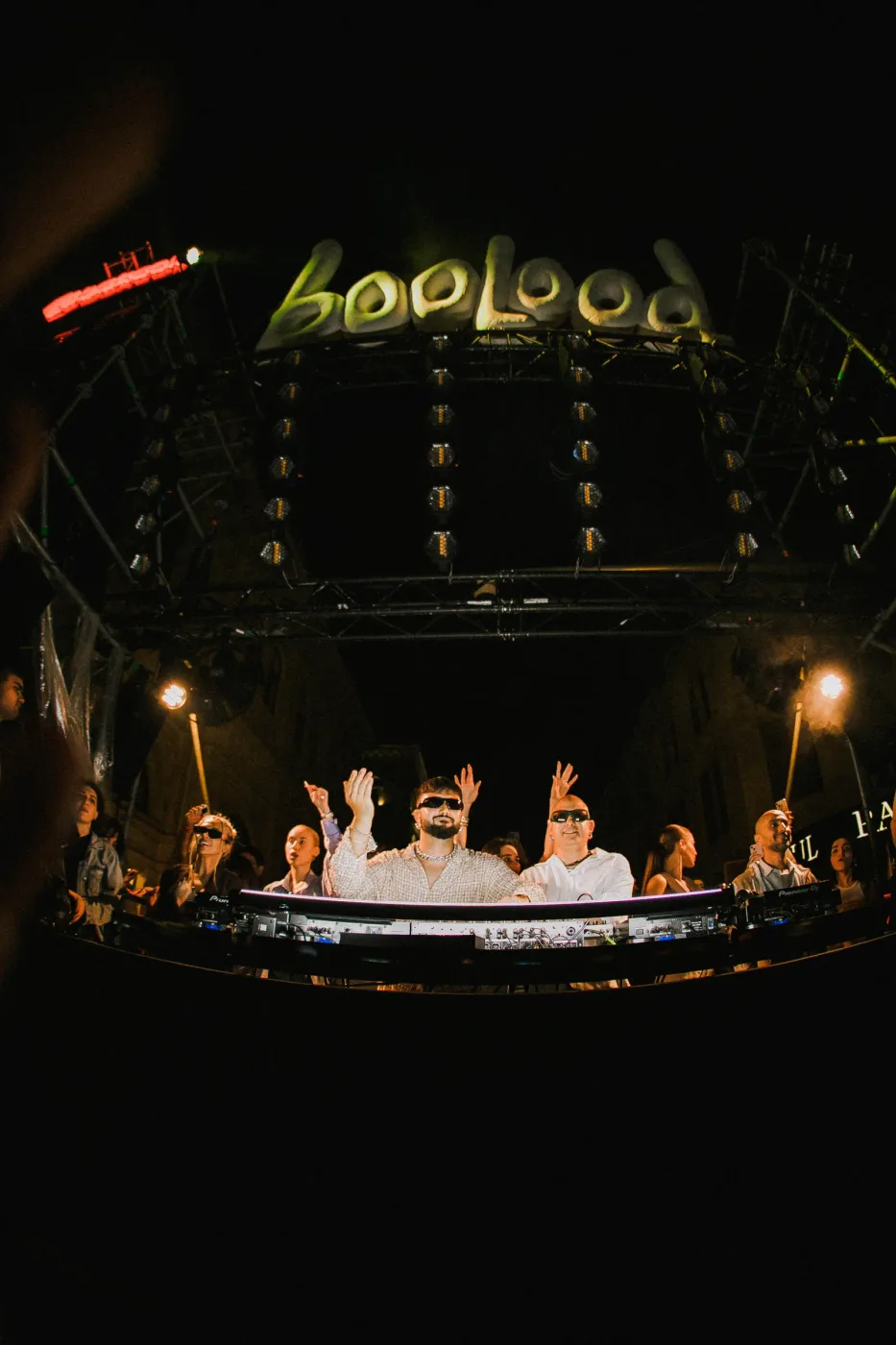 Moeaike live